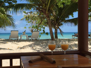 Отель Villa Belle Plage  Anse Kerlan